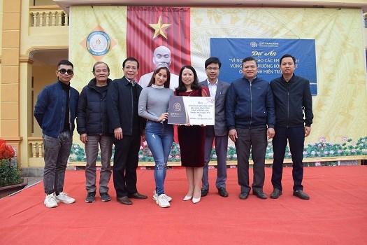 Cổng Thông tin điện tử Huyện Đức Thọ nói về việc "Quỹ Xã hội Phan Anh với chuyến thiện nguyện lần thứ hai tại Hà Tĩnh"